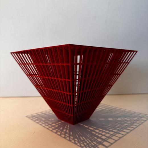Flash Pyramid 150 Red