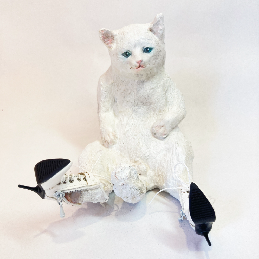 長靴をはかされた猫#White