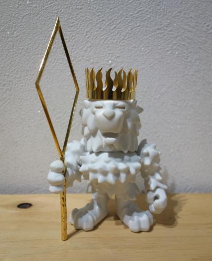 Guardian White Lion