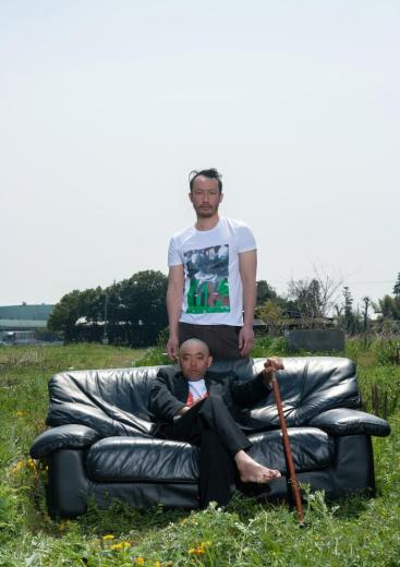 決め顔のBABIとHARUNO