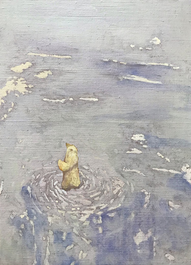Bear in lake